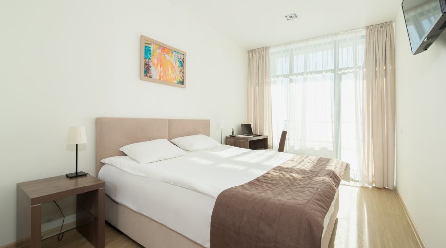 Апартаменты 4-местный 3-комнатный с двумя спальнями с 6-12 этаж