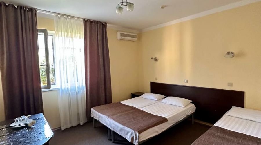 Стандарт 3-местный TWIN б/б(1 этаж)