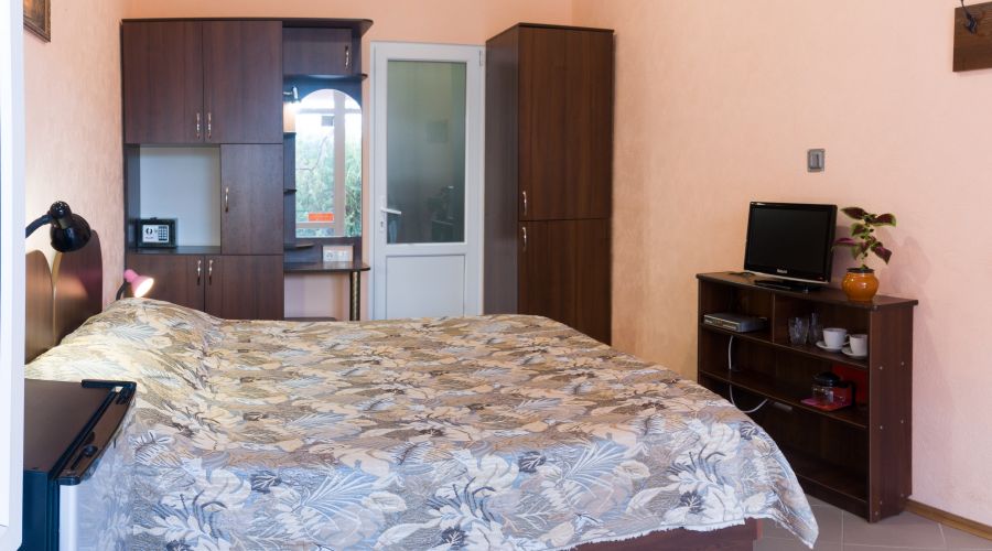 Стандарт 2-местный 1 этаж