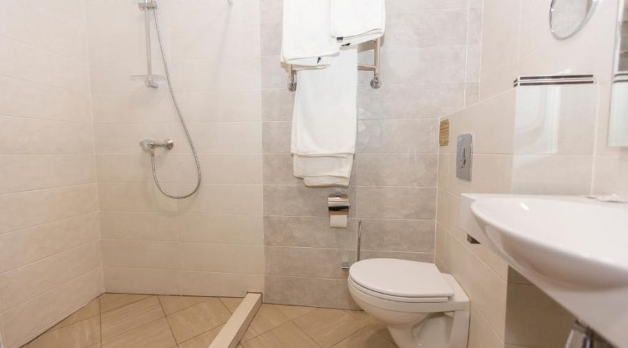 Полулюкс 2-местный с балконом