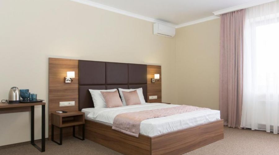 Полулюкс 2-местный с балконом