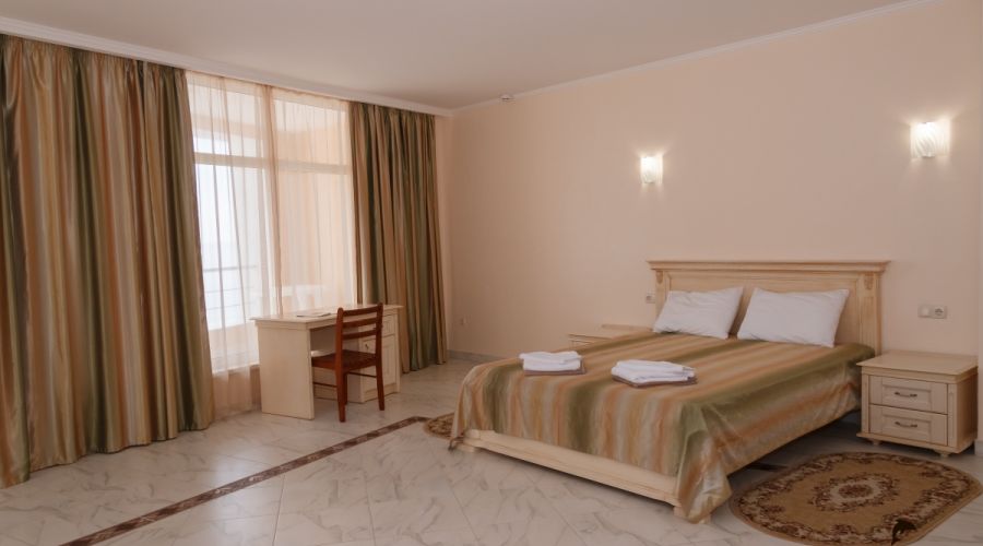 Люкс-Комфорт 2-местный 2-комнатный