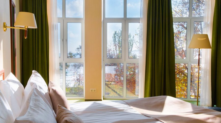 Джуниор 2-местный с панорамными окнами