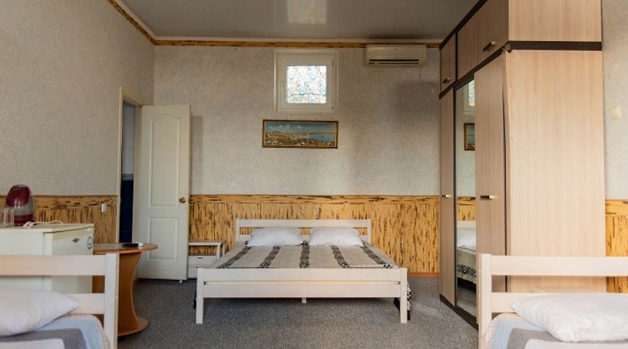 Номер 4-местный 1-комнатный с видом на море