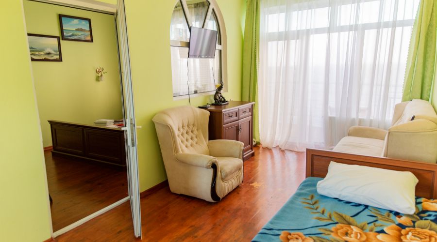 Семейный 4-местный 2-комнатный