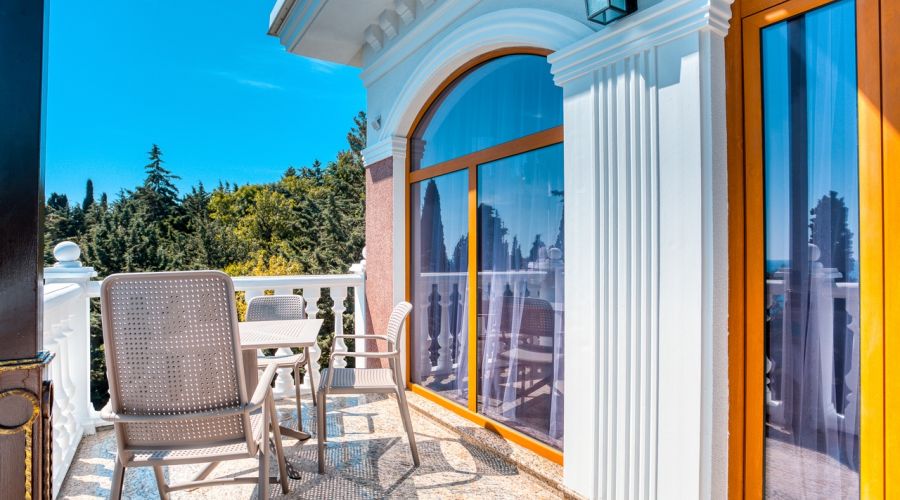 Стандарт В плюс 2-местный с видом на море корпус В