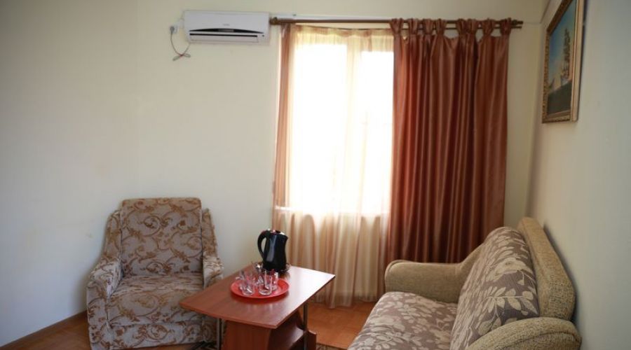 Люкс 5-местный 2 комнатный