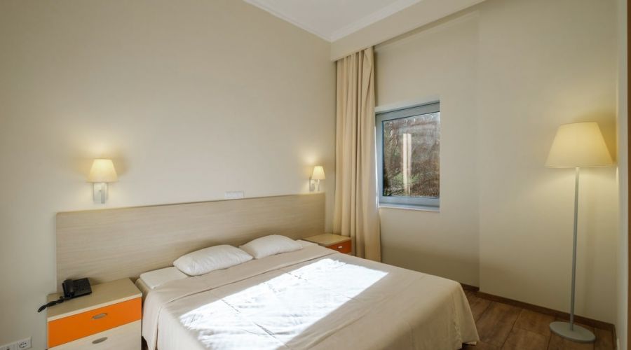 Семейный 2-местный 1-комнатный отель Морской