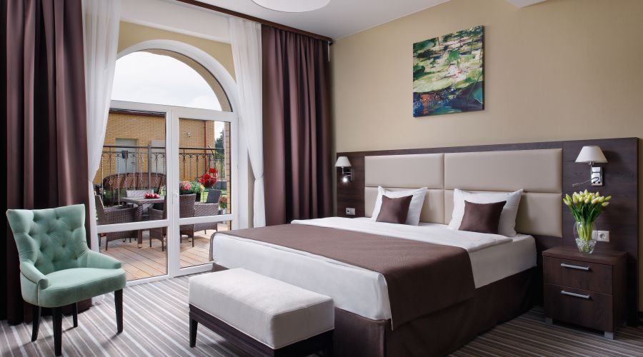 Студио студия с террасой