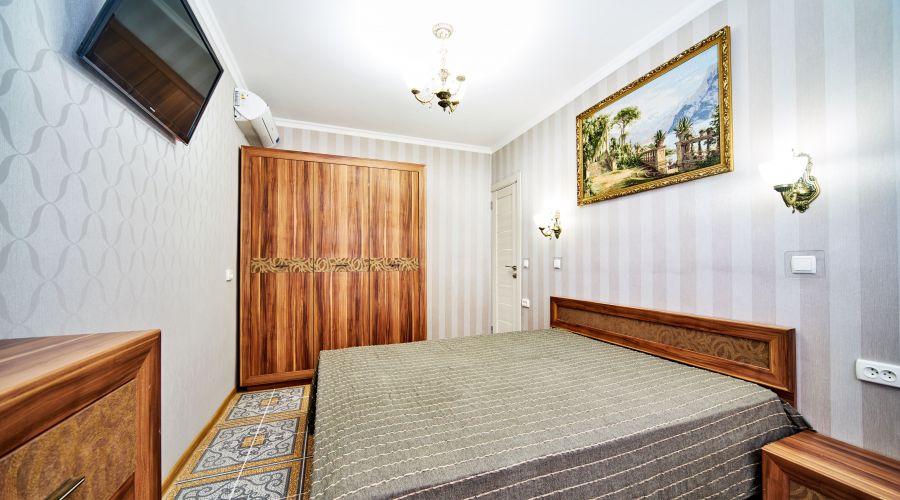 Семейный 4-местный