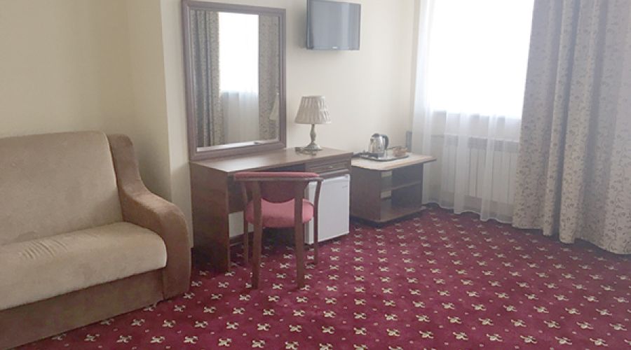 Джуниор сюит 2-местный 2-комнатный без балкона джуниор сюит