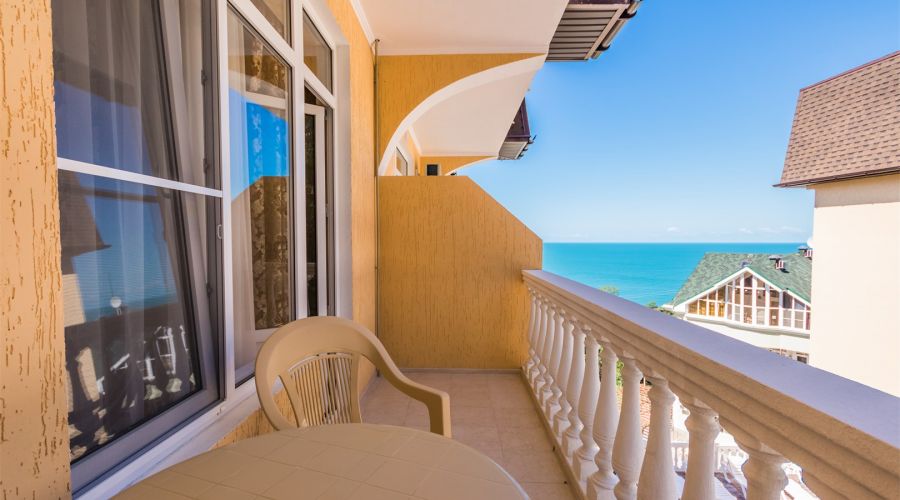 Семейный Двухместный, с/б,море+басейн