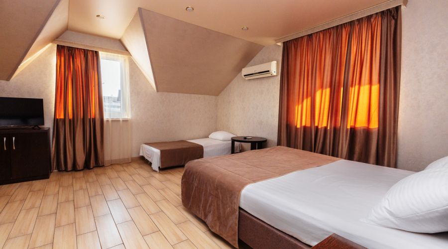 Семейный 2-местный 2-комнатный с балконом