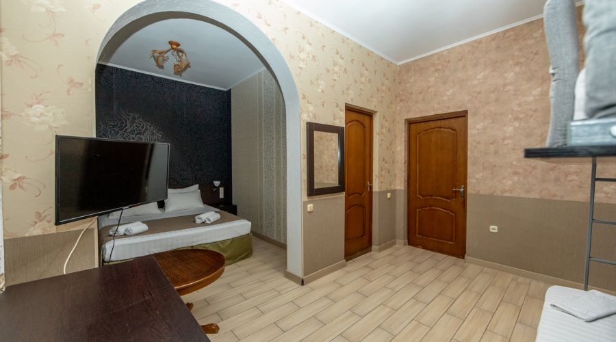 Семейный 2-местный 2-комнатный без балкона