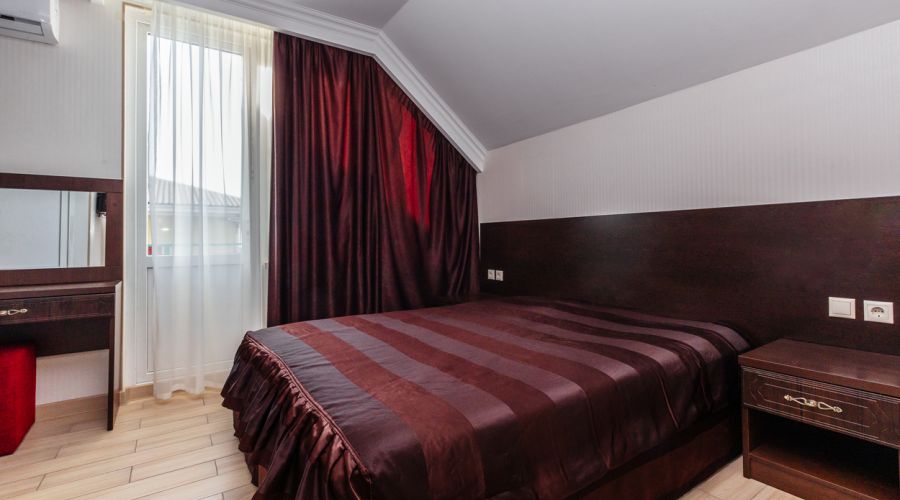 Семейный 2-местный 2-комнатный с балконом