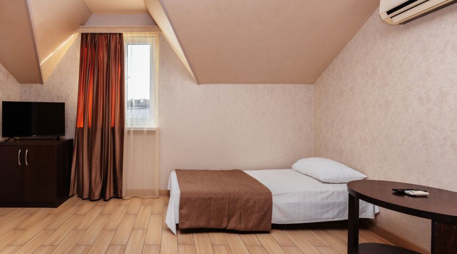 Семейный 2-местный 2-комнатный с балконом