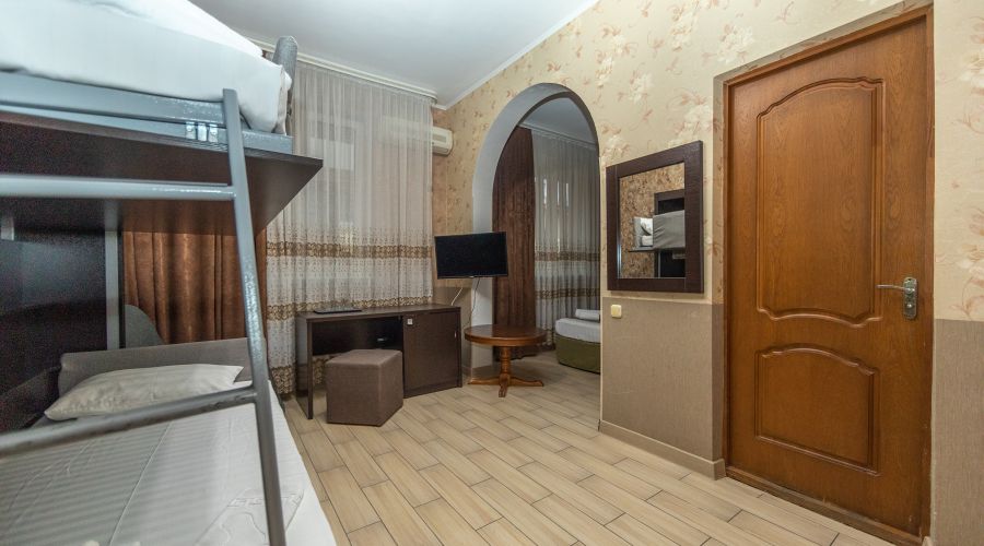 Семейный 2-местный 2-комнатный без балкона