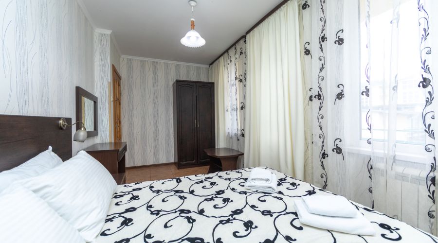 Семейный 2-местный 2-комнатный с балконом