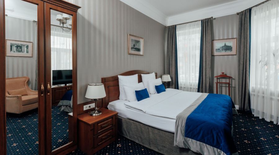 Де Люкс 2-местный с джакузи и видом на город