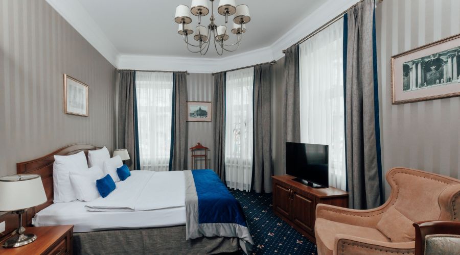 Де Люкс 2-местный с джакузи и видом на город