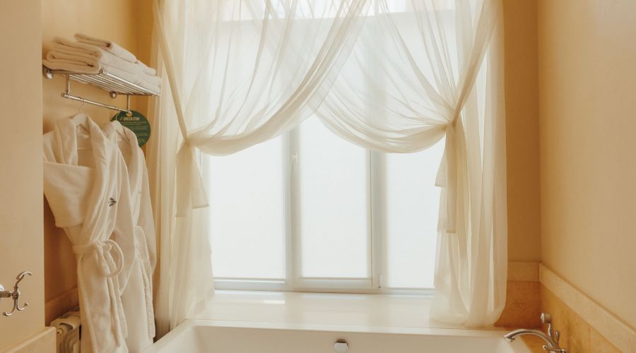 Де Люкс 2-местный с джакузи и видом на город