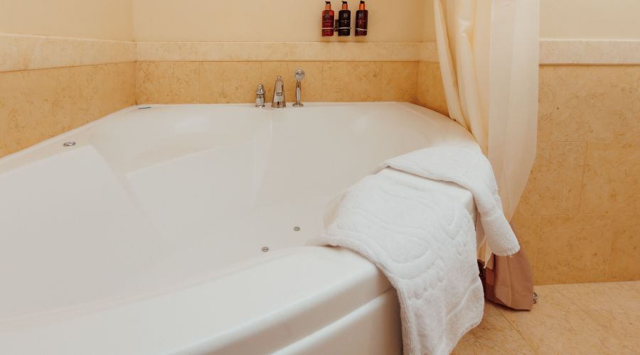 Де Люкс 2-местный с джакузи и видом на город