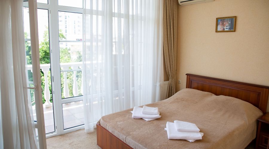 Стандарт 2-местный 1-комнатный с балконом