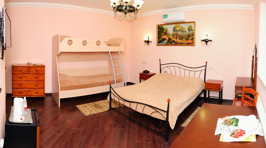 Семейный Семейный 4-местный (25 кв.м) в корпусе А