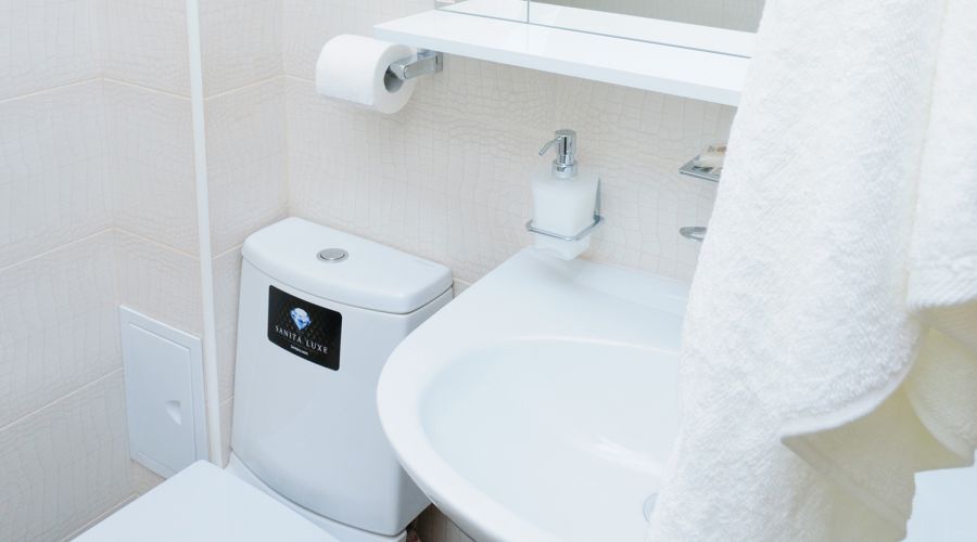 Люкс Люкс 2-комнатный 40 кв.м с большой кроватью и диваном в корпусе Е