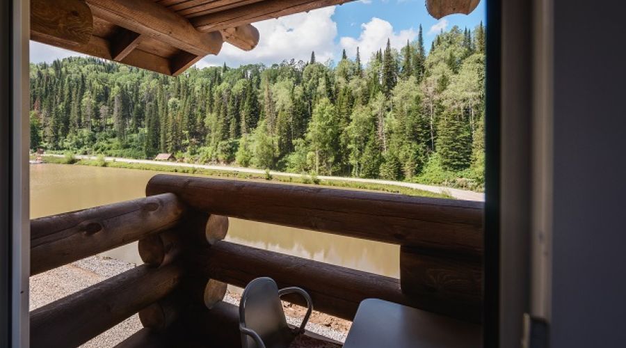 Апартаменты 2-комнатный 2-этажный "Коттедж Прибрежный" № 1,2  Заимка 1