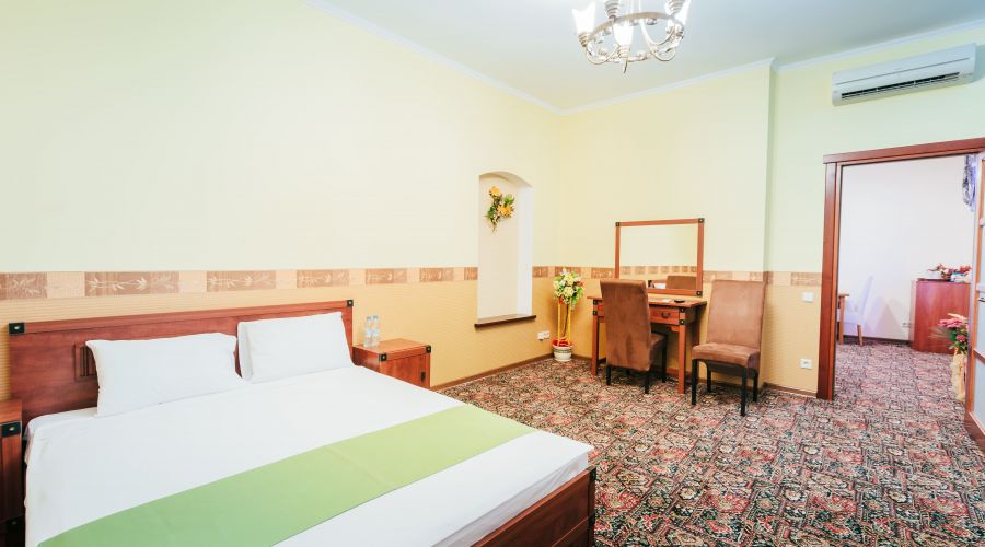 Семейный Люкс 4-местный 2-комнатный