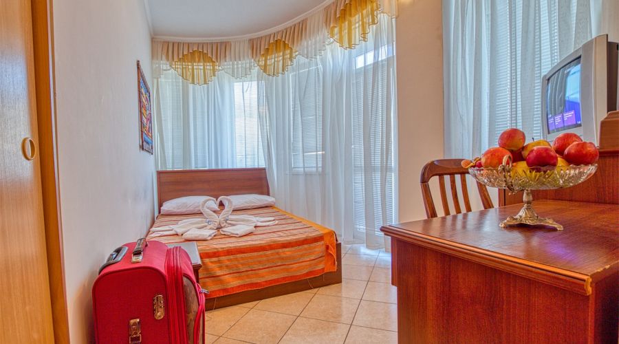 Стандарт 2-местный 1-комнатный (боковой вид)