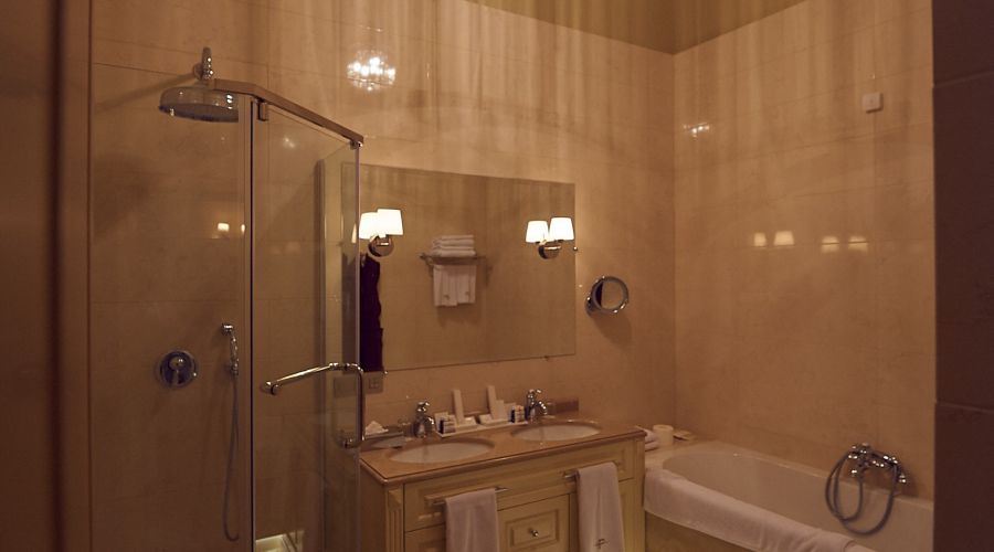 Сьют 4-местный 3-комнатный