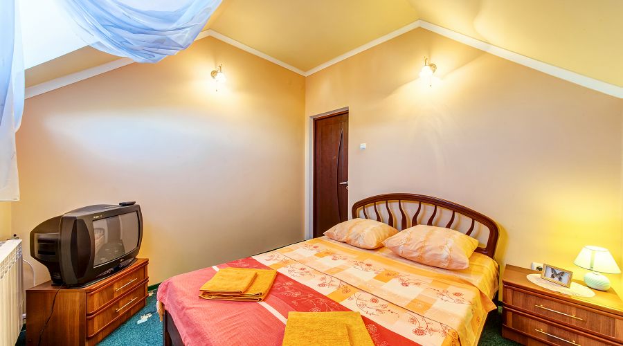 Люкс  2-комнатный в мансарде