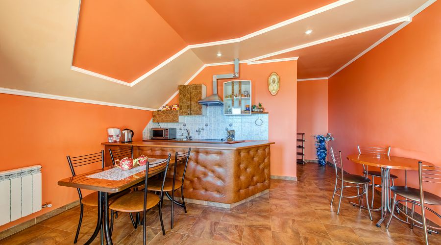 Люкс  2-комнатный в мансарде