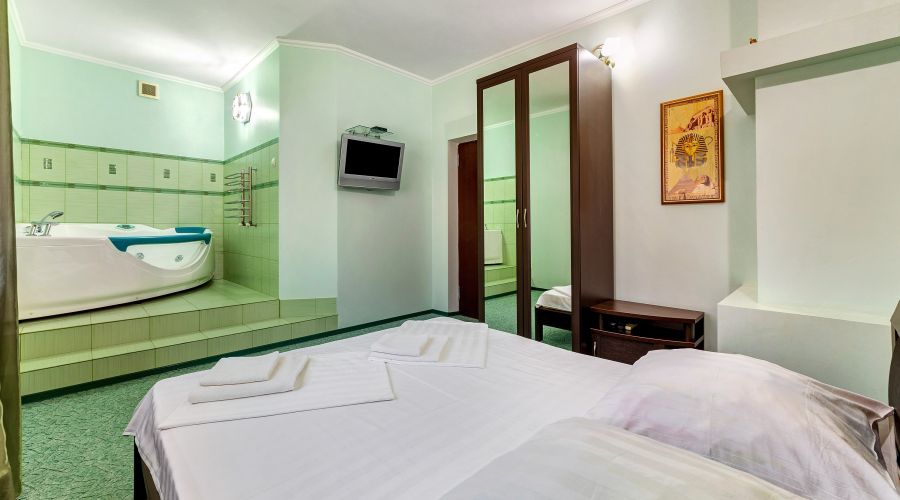 Люкс  2-комнатный с видом на море