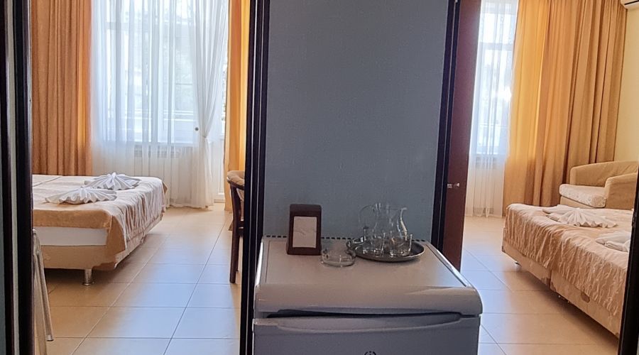 Люкс 5-местный с 2-мя спальнями