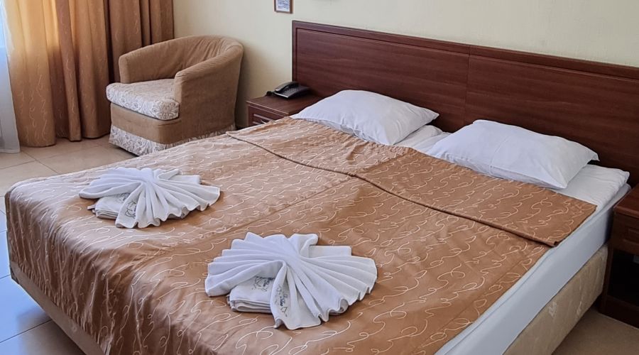 Люкс 5-местный с 2-мя спальнями