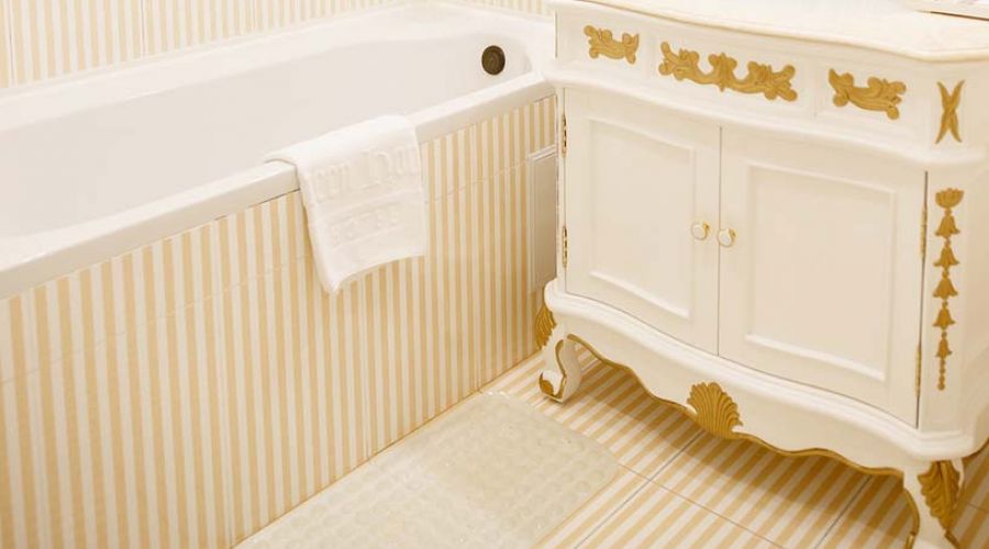 Люкс 2-м Luxury King Suite