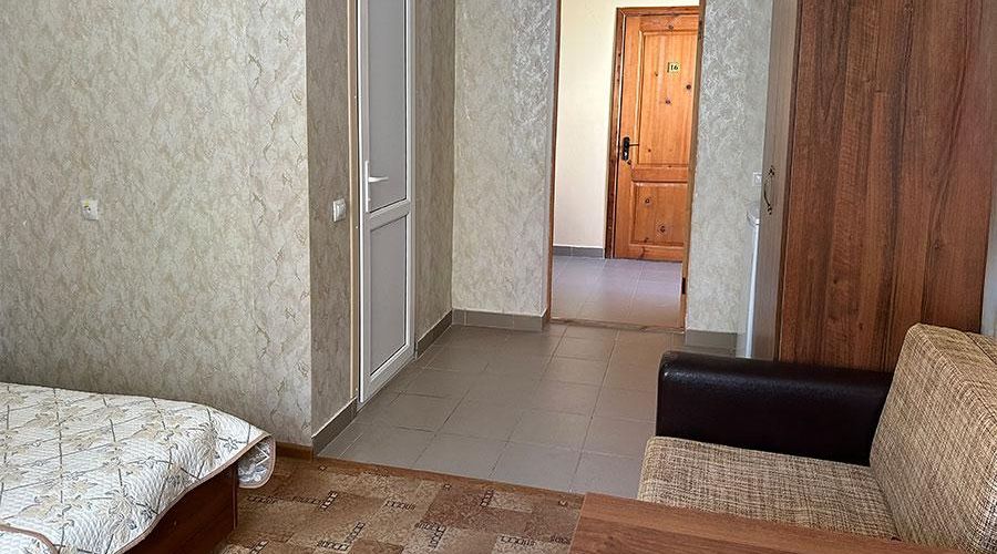 Улучшенный Н. Роща корп.1,3-местный