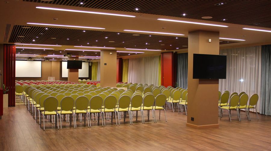 Конференц-зал