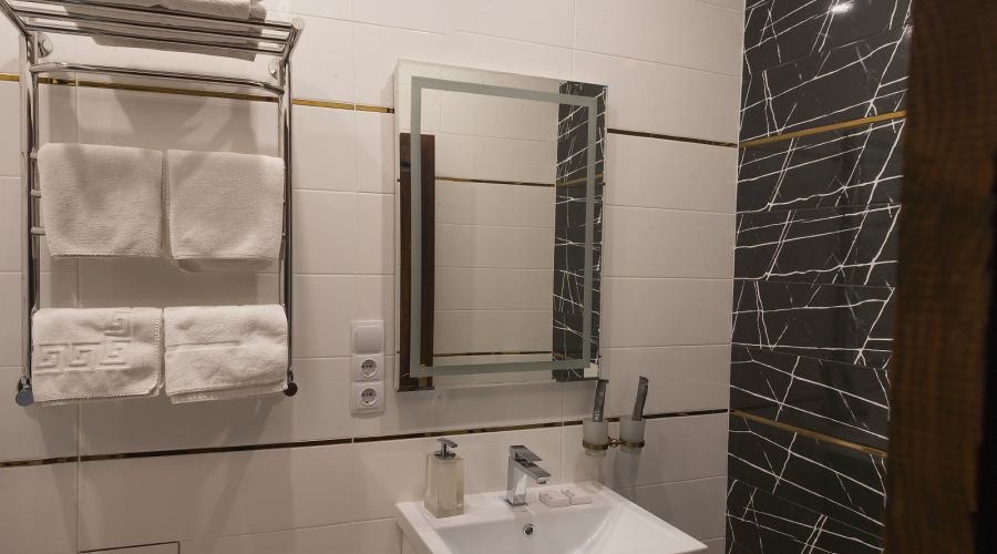 Люкс 2-местный 2-комнатный №108