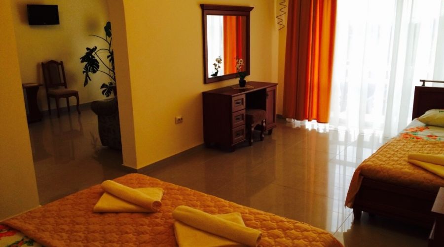 Стандарт Семейный 5-местный 2-комнатный