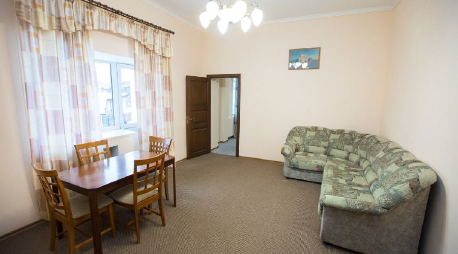 Семейный 4-местный