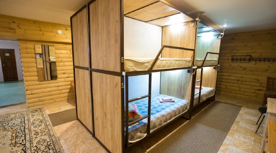 Стандарт 8-местный на цокольном этаже