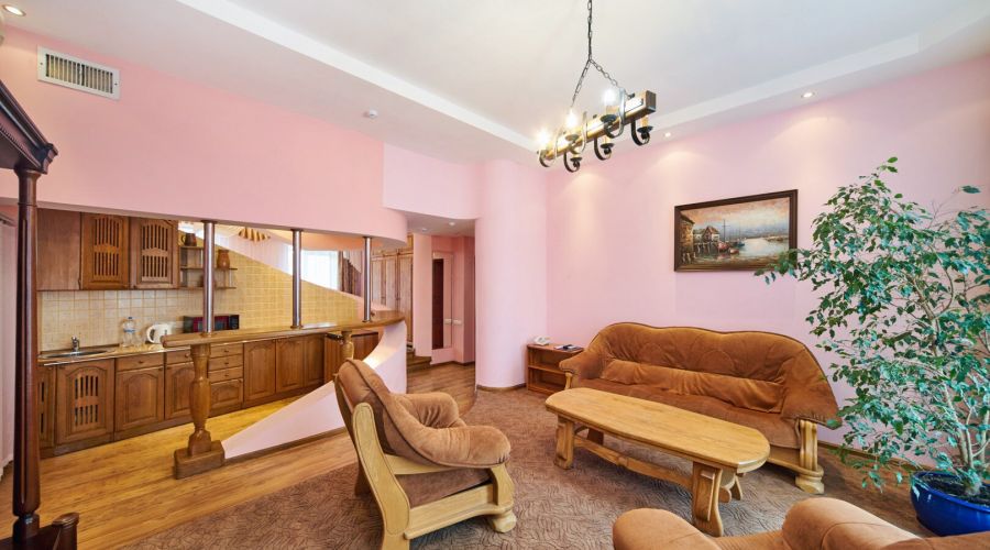 Студио Пинк 2-местный 2-комнатный