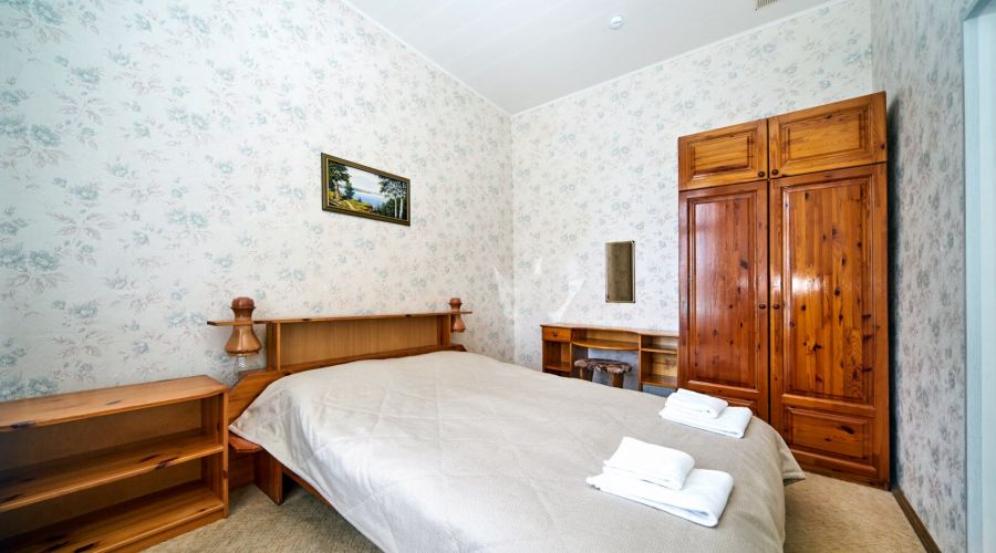 Стандарт 2-местный 2-комнатный в корпусе