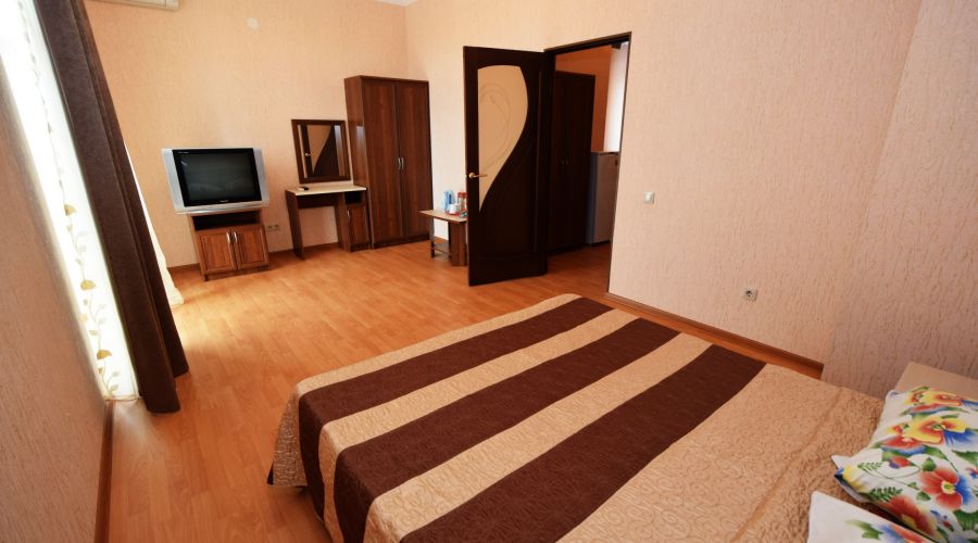 Люкс 4-местный