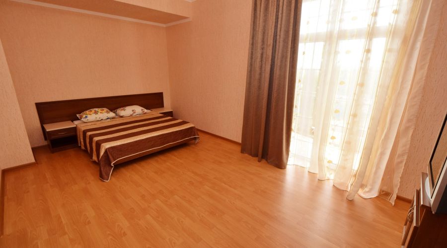 Люкс 4-местный