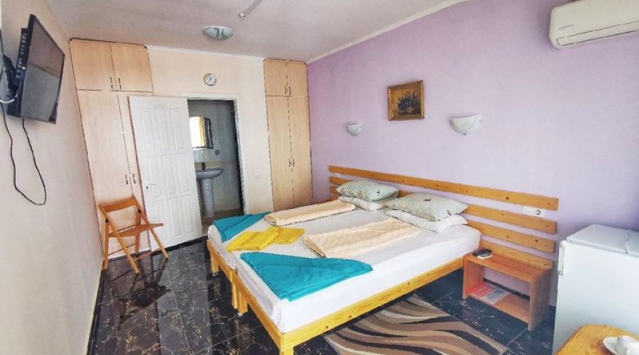 Стандартный 2-местный 1-комнатный корпус 2 (с выходом на общую террасу)